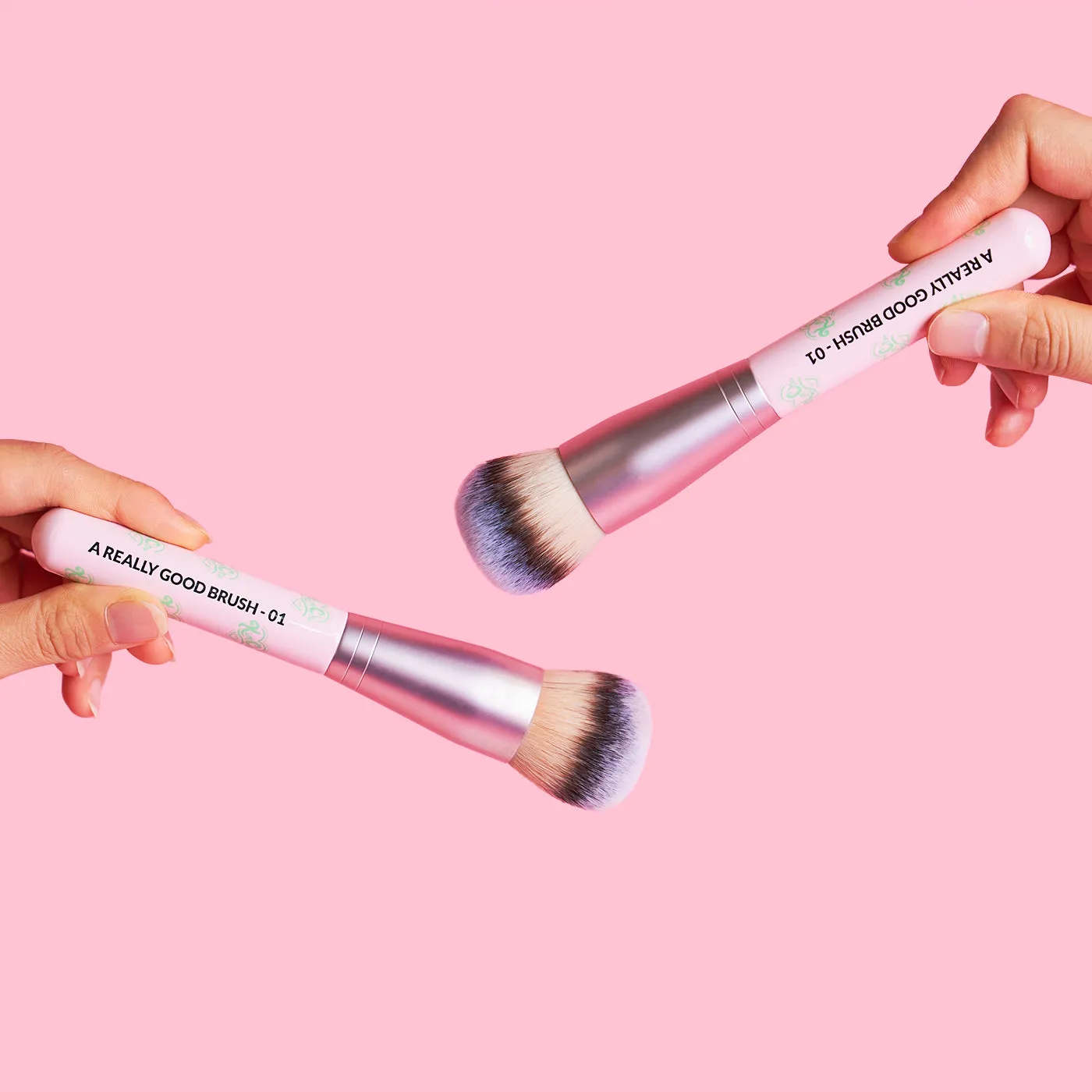 A REALLY GOOD BRUSH - 01 Foundation Brush